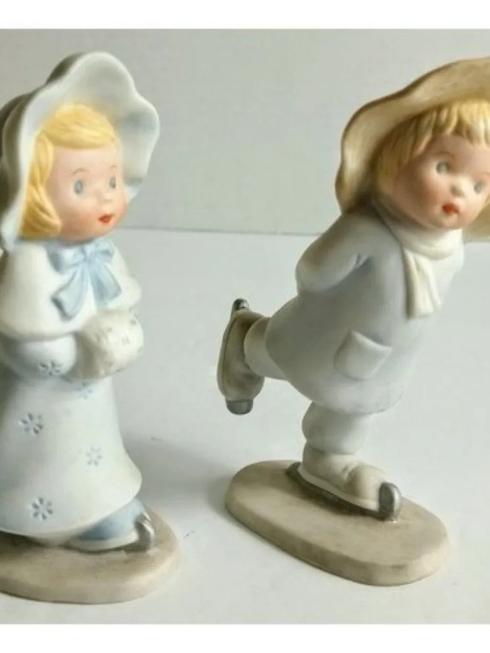 Vintage 1983 Hoga Blue Button Twins Ice Skating Figurine Ceramic Roger Brown
